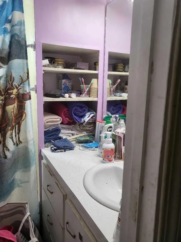 5031 48 Avenue Girouxville AB T0H 1S0