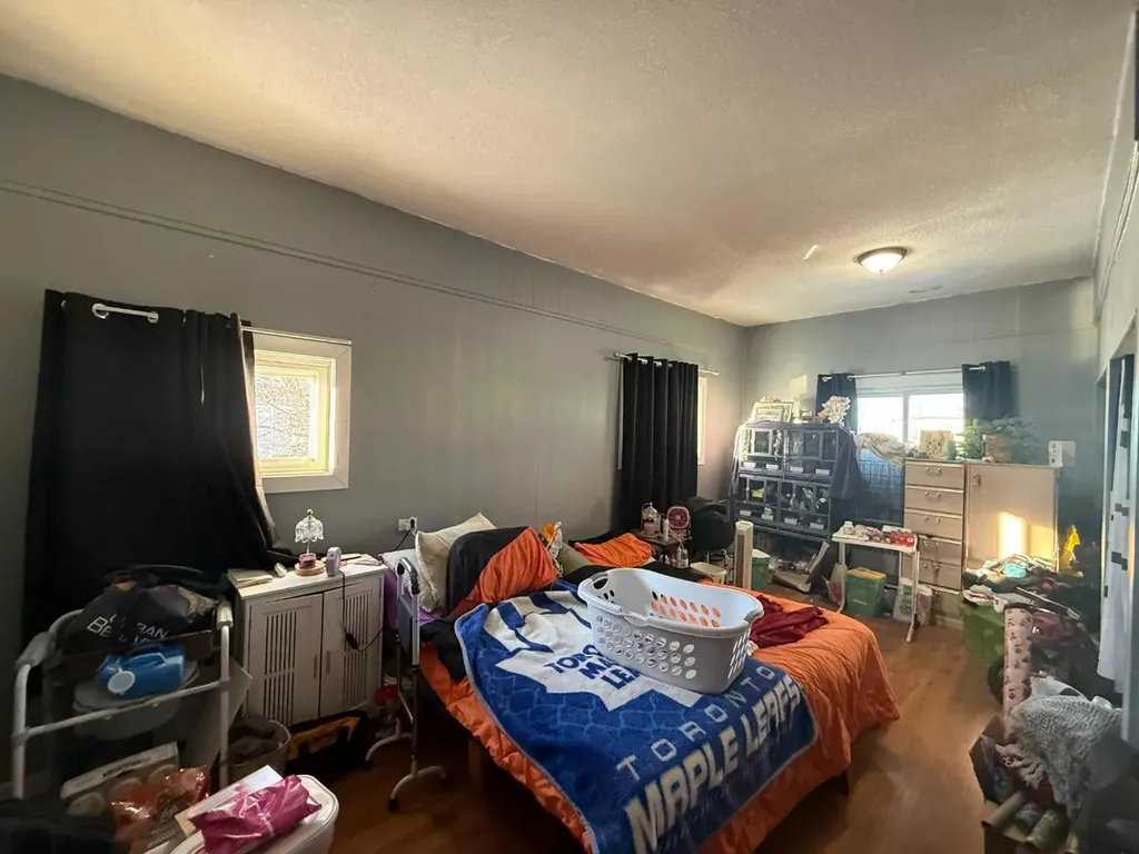 5031 48 Avenue Girouxville AB T0H 1S0
