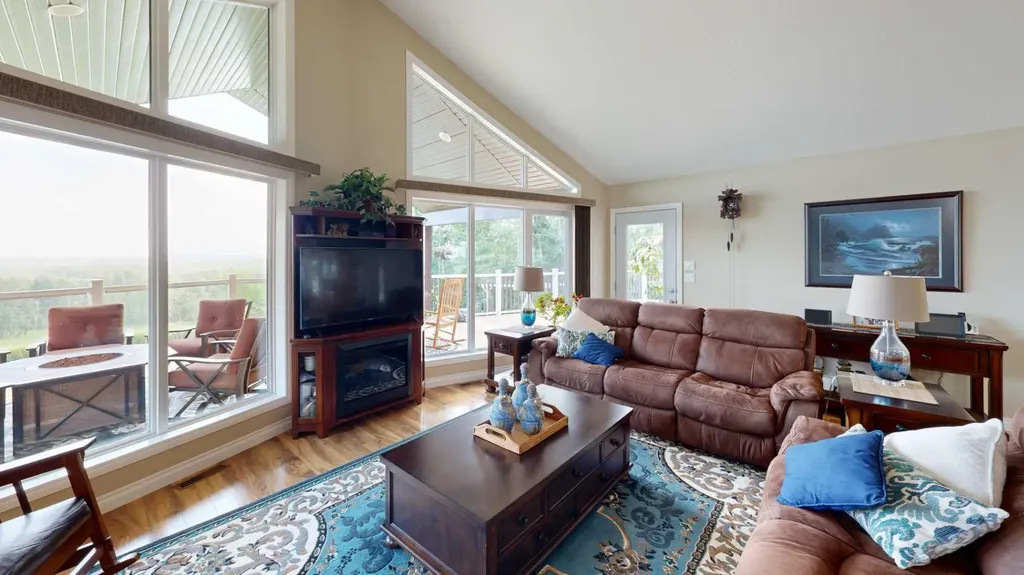 30 590071 Range Road 122 Rural Woodlands County AB T7S 1N4