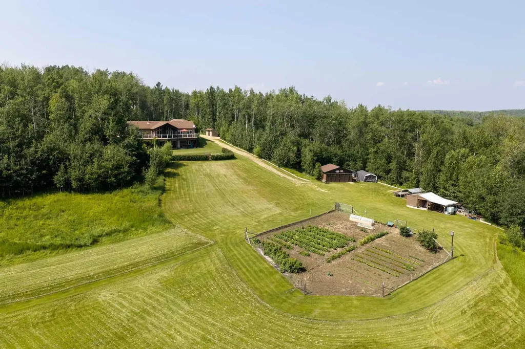 30 590071 Range Road 122 Rural Woodlands County AB T7S 1N4