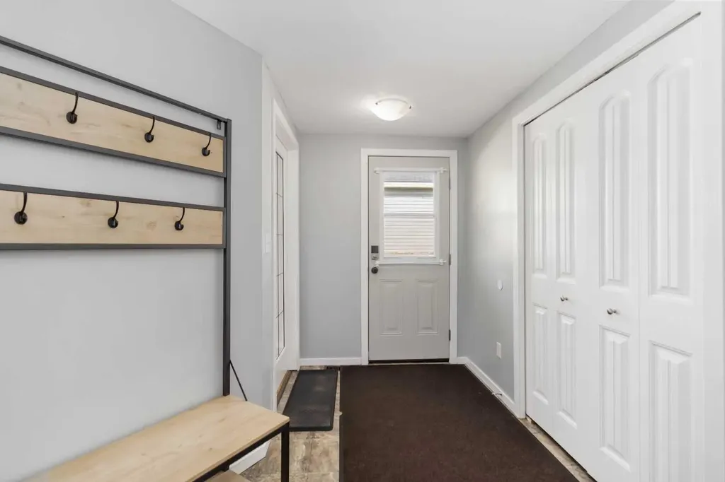 180 Greenbriar Bay Fort Mcmurray AB T9H 3Y4
