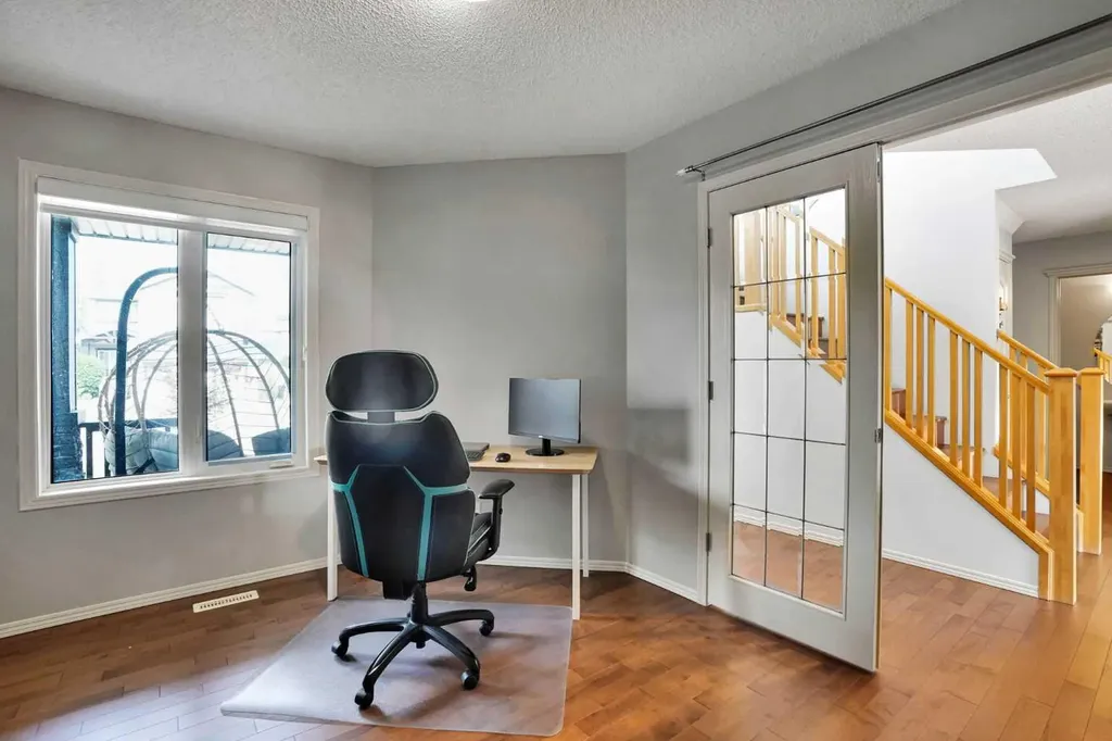 101 Royal Oak Crescent NW Calgary AB T3G 4Y7