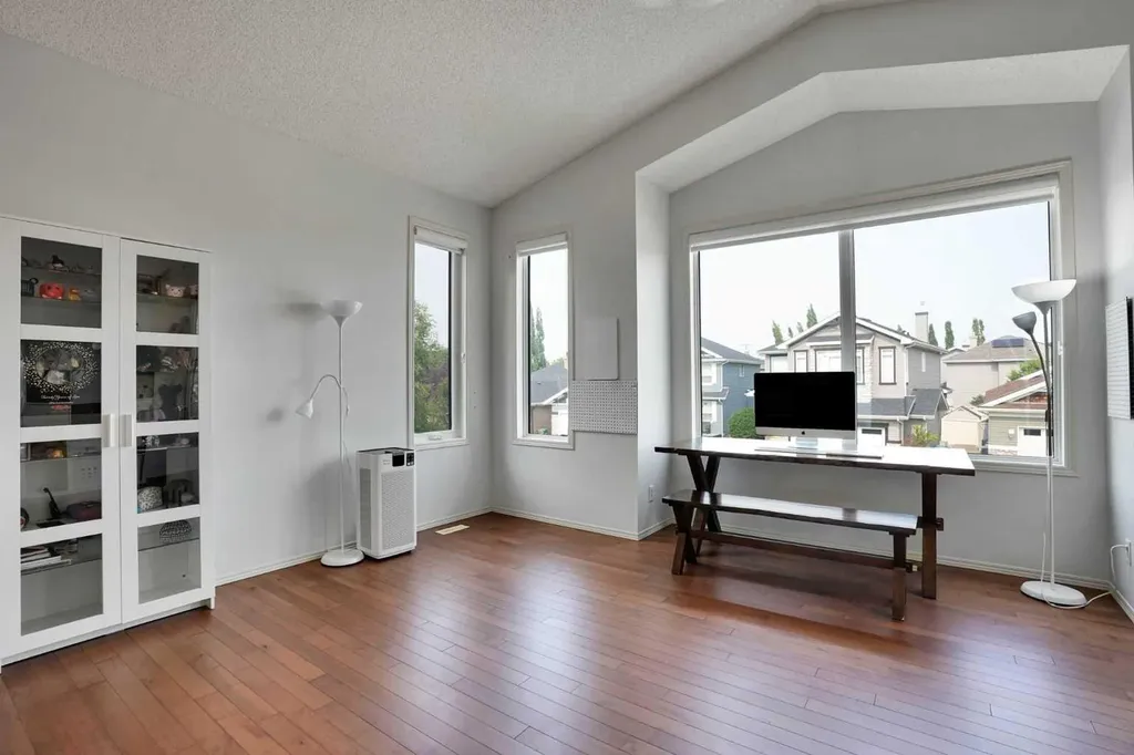 101 Royal Oak Crescent NW Calgary AB T3G 4Y7