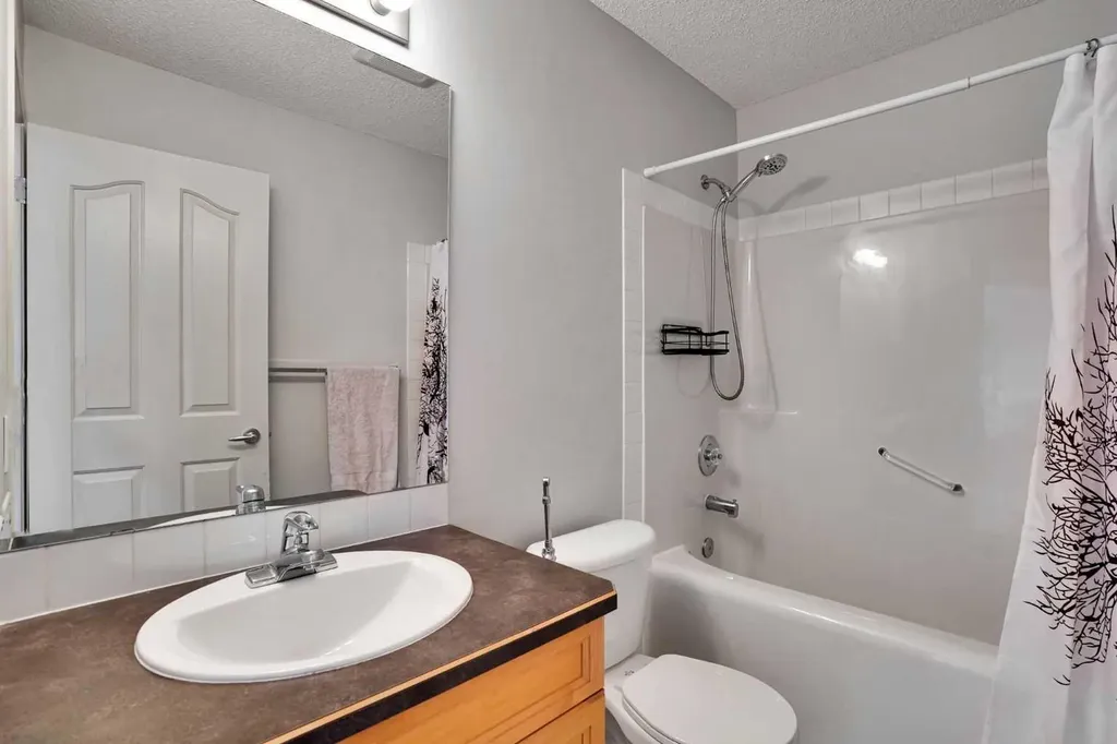 101 Royal Oak Crescent NW Calgary AB T3G 4Y7