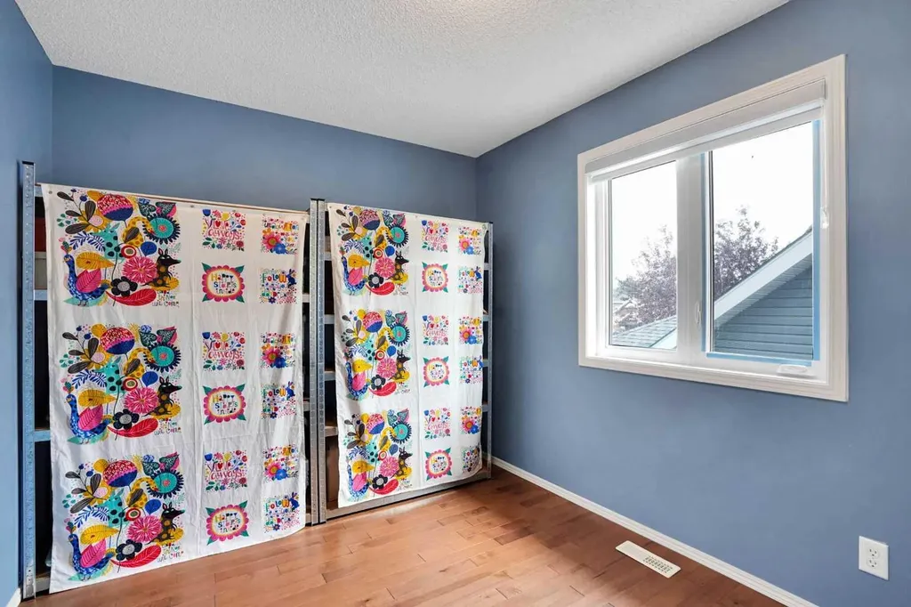 101 Royal Oak Crescent NW Calgary AB T3G 4Y7
