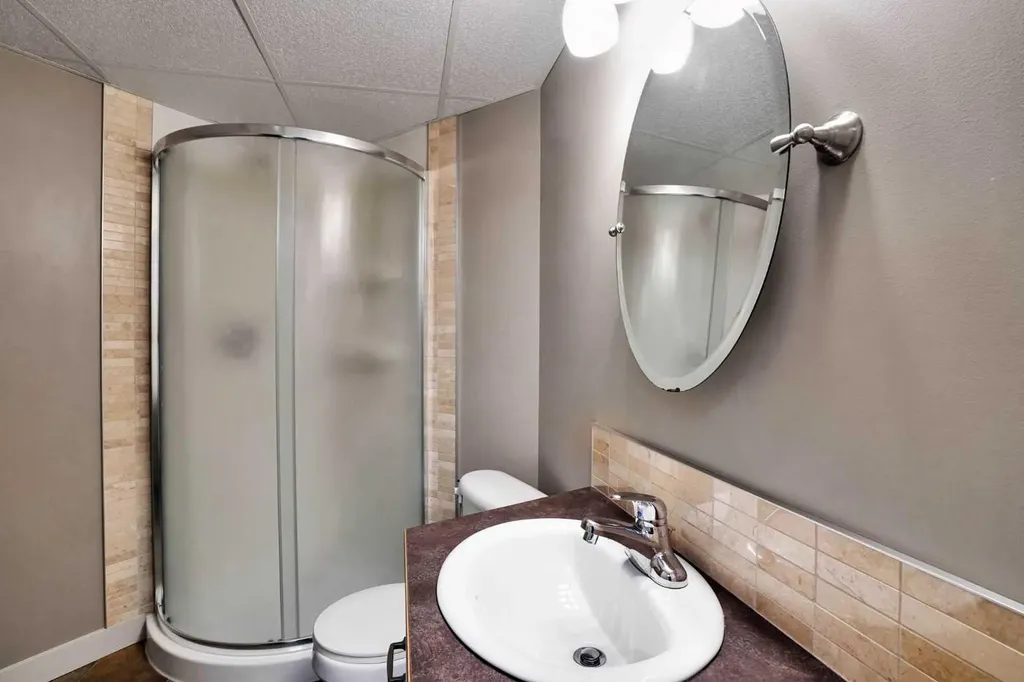 101 Royal Oak Crescent NW Calgary AB T3G 4Y7
