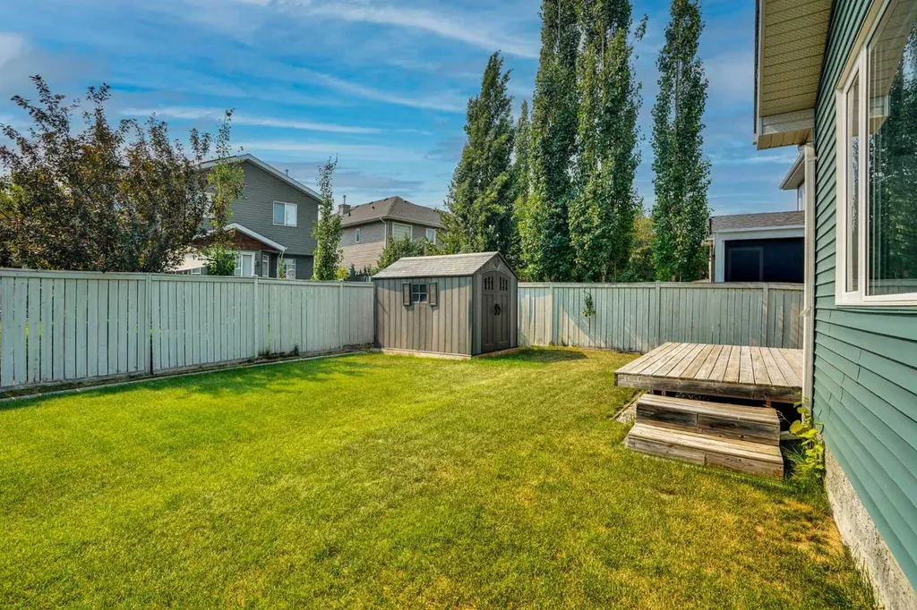 101 Royal Oak Crescent NW Calgary AB T3G 4Y7