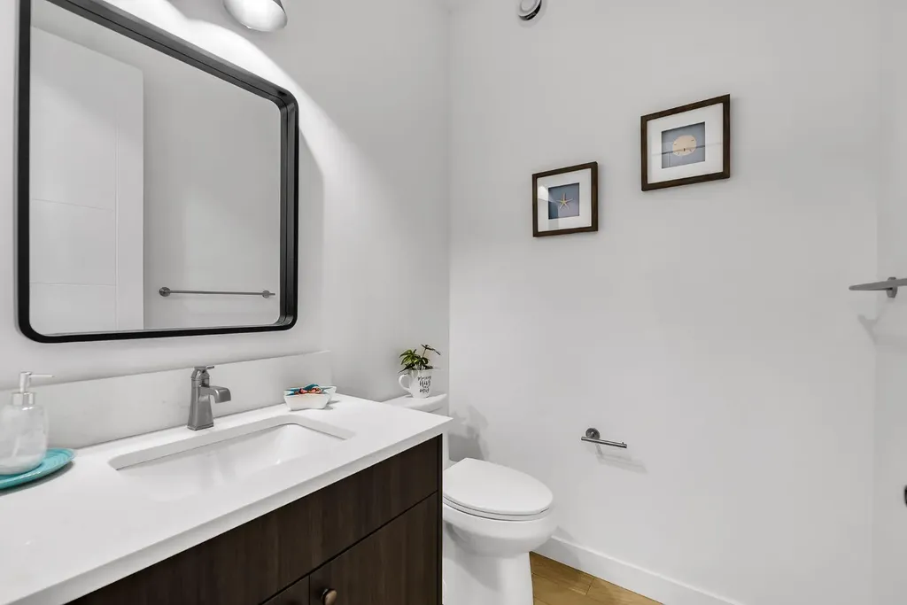 406 Rowley Way NW Calgary AB T3L 0G5