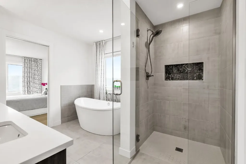 406 Rowley Way NW Calgary AB T3L 0G5
