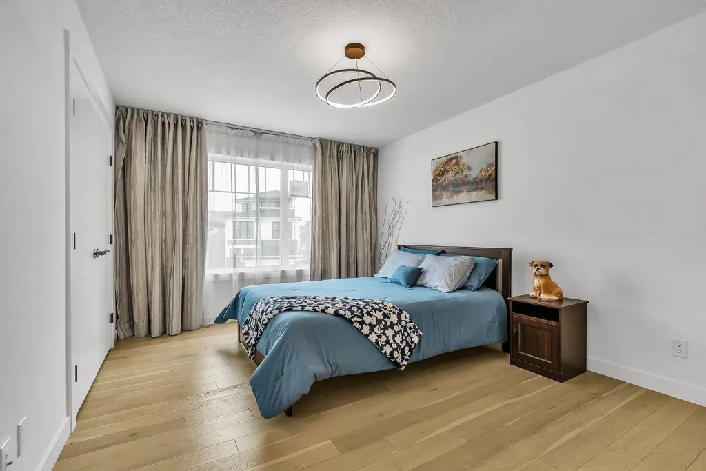406 Rowley Way NW Calgary AB T3L 0G5