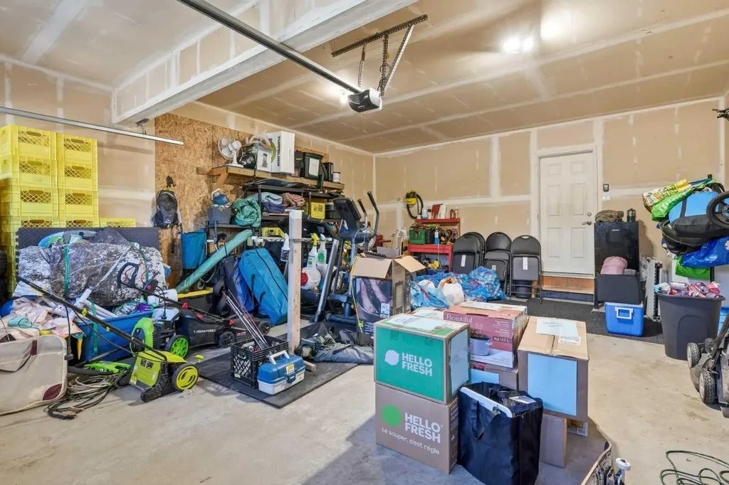 3204 Abbott Crescent SW Edmonton AB T6W 2V3