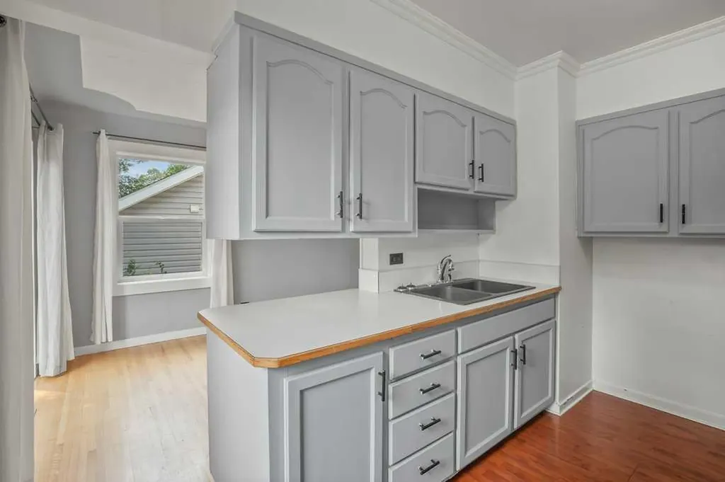 4125 51a Street Red Deer AB T4N 2B4