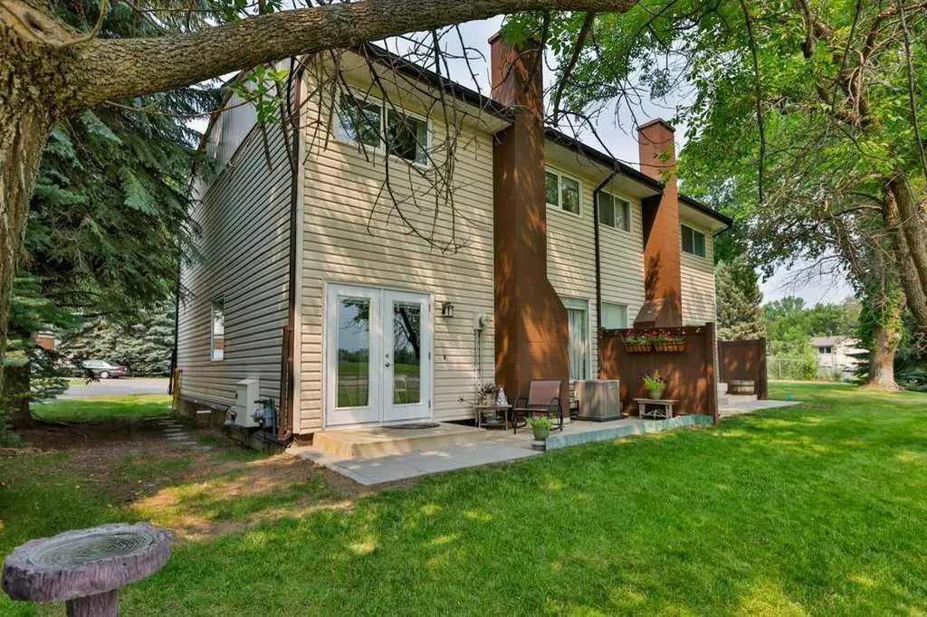 29 Brock Place W Lethbridge AB T1K 4C1