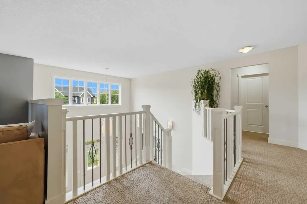 8216 9 Avenue SW Calgary AB T3H 0C2