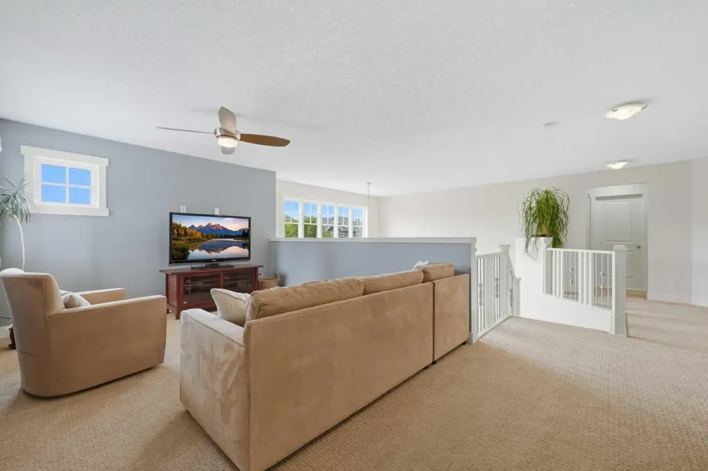 8216 9 Avenue SW Calgary AB T3H 0C2