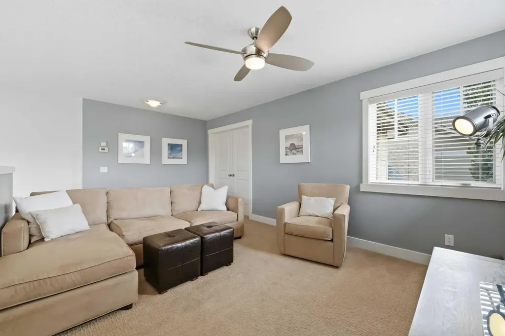 8216 9 Avenue SW Calgary AB T3H 0C2