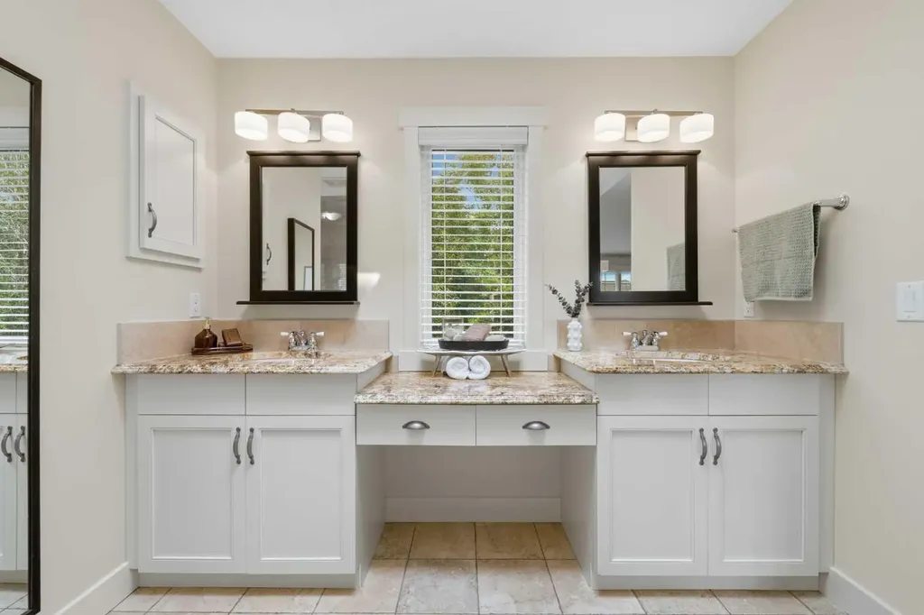 8216 9 Avenue SW Calgary AB T3H 0C2