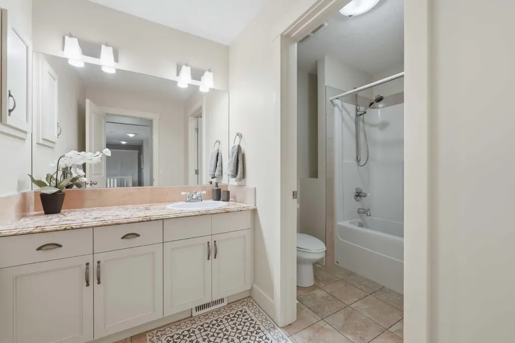 8216 9 Avenue SW Calgary AB T3H 0C2