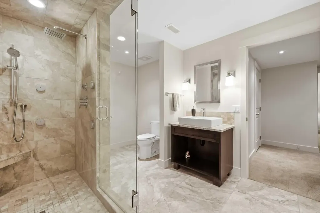 8216 9 Avenue SW Calgary AB T3H 0C2