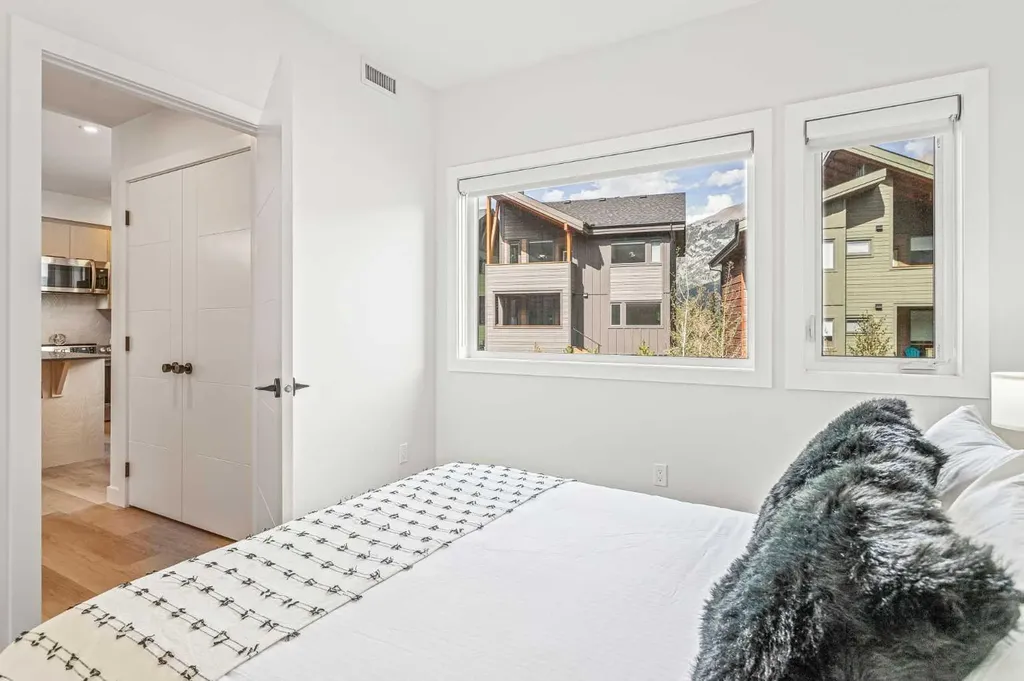 209 Stewart Creek Rise Canmore AB T1W0N9