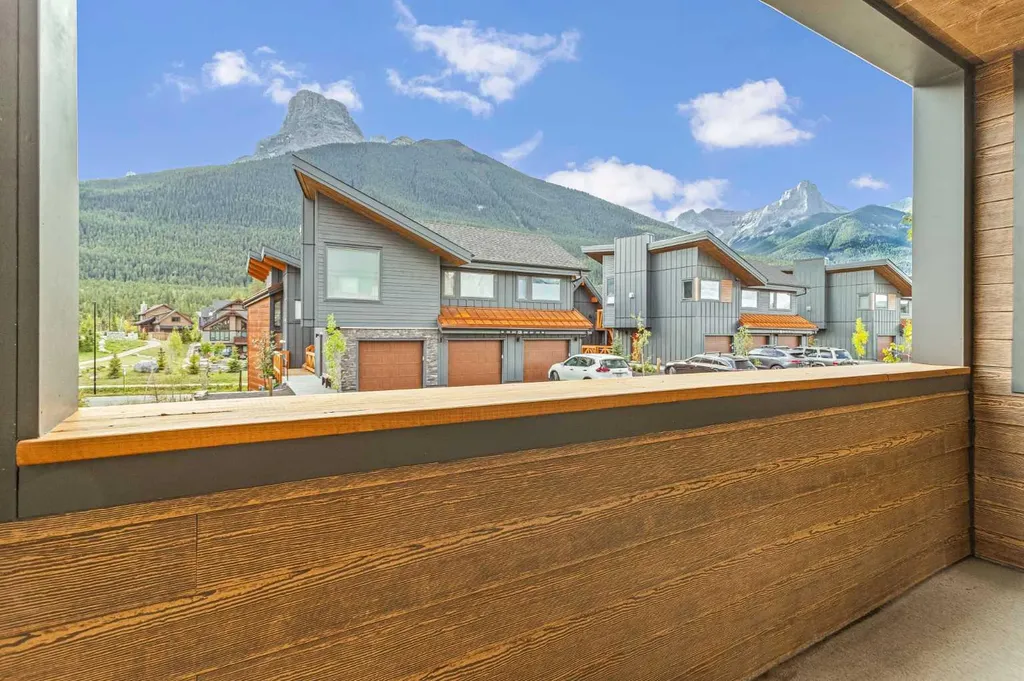 209 Stewart Creek Rise Canmore AB T1W0N9
