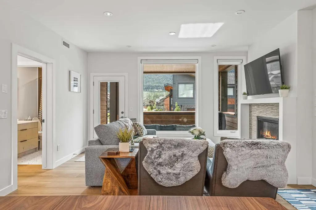 209 Stewart Creek Rise Canmore AB T1W0N9