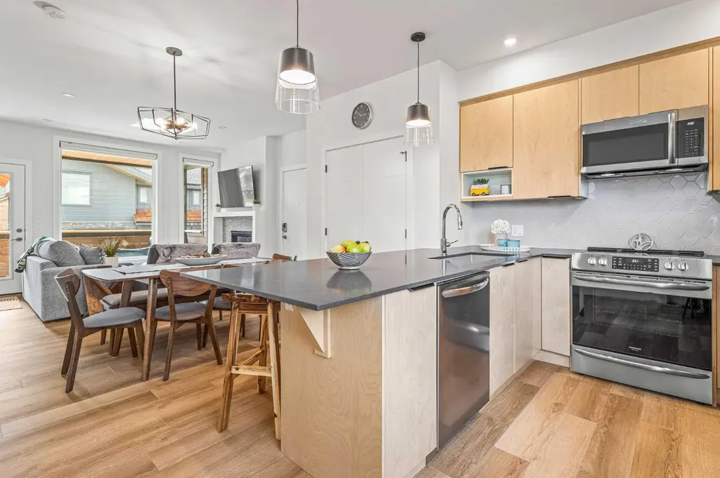 209 Stewart Creek Rise Canmore AB T1W0N9