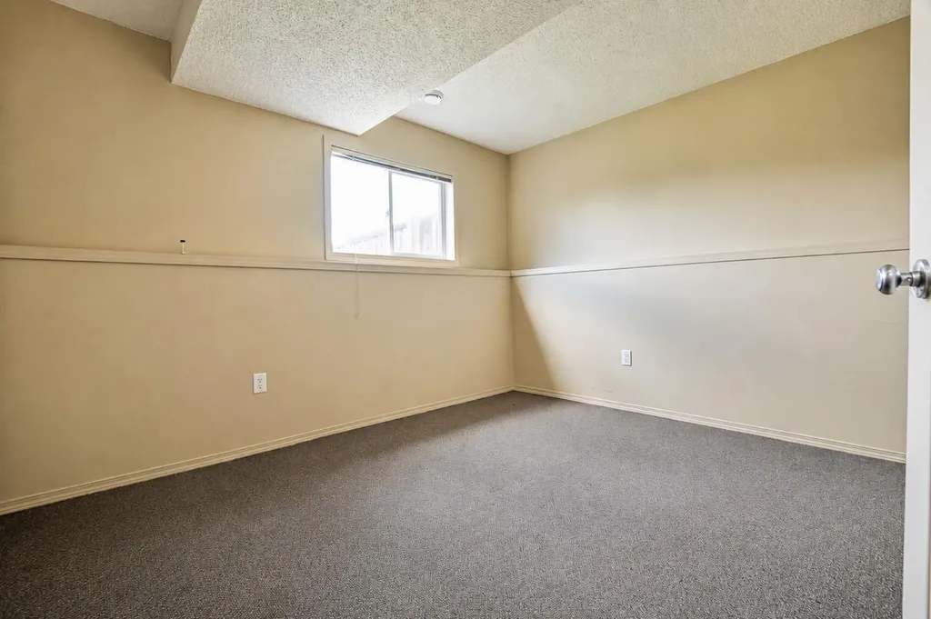12830 94 Street Grande Prairie AB T8X 1R2
