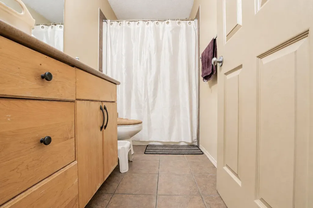 12830 94 Street Grande Prairie AB T8X 1R2