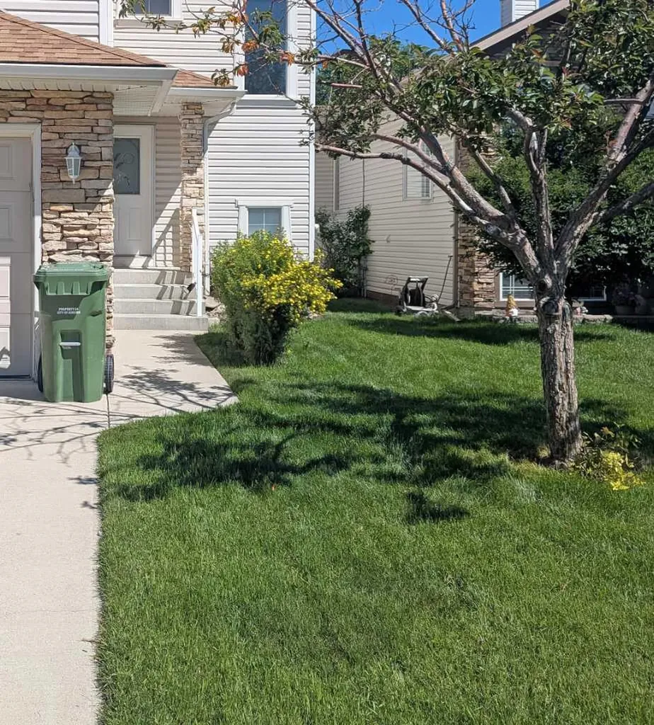 34 Coopers Close SW Airdrie AB T4B 2X1