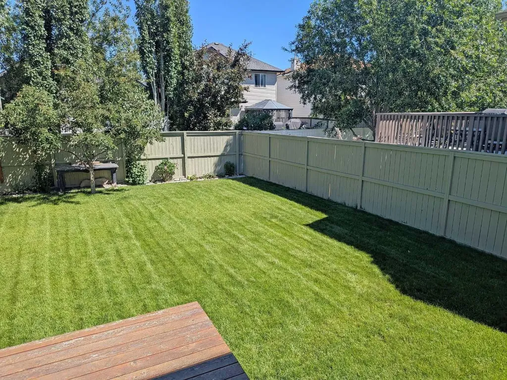 34 Coopers Close SW Airdrie AB T4B 2X1