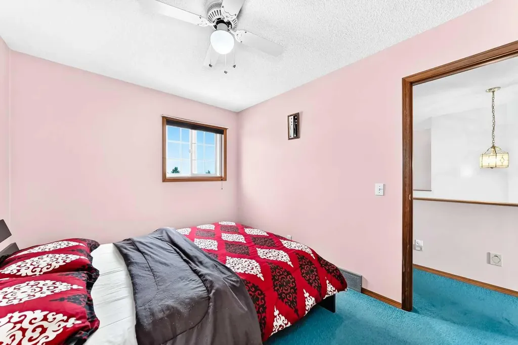 216 Millbank Road SW Calgary AB T2Y 2Z2