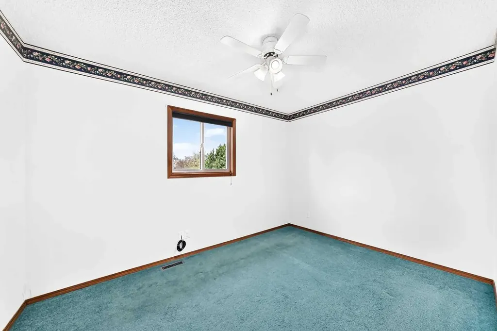 216 Millbank Road SW Calgary AB T2Y 2Z2