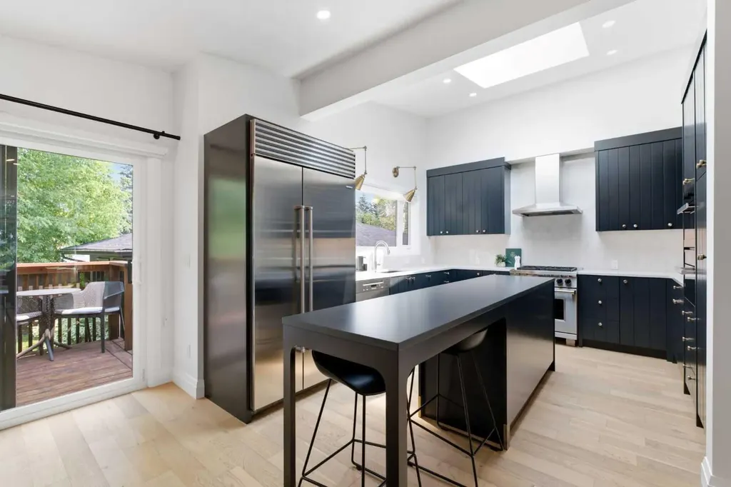 97 Chinook Drive SW Calgary AB T2V 2P8