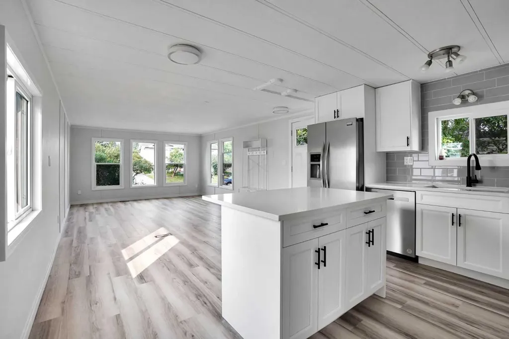 64 Huntwell Way NE Calgary AB T2k5t2