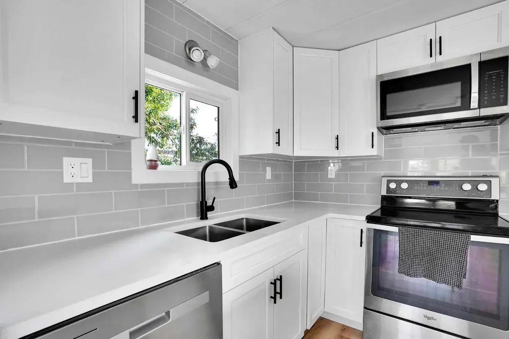 64 Huntwell Way NE Calgary AB T2k5t2