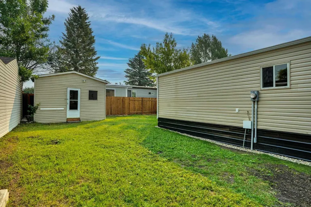 64 Huntwell Way NE Calgary AB T2k5t2