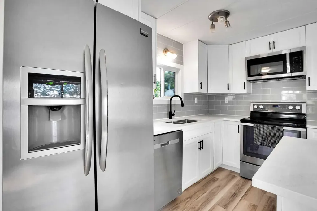 64 Huntwell Way NE Calgary AB T2k5t2