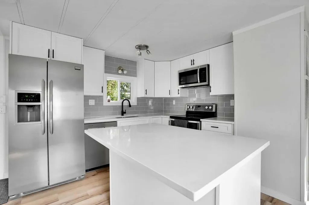 64 Huntwell Way NE Calgary AB T2k5t2