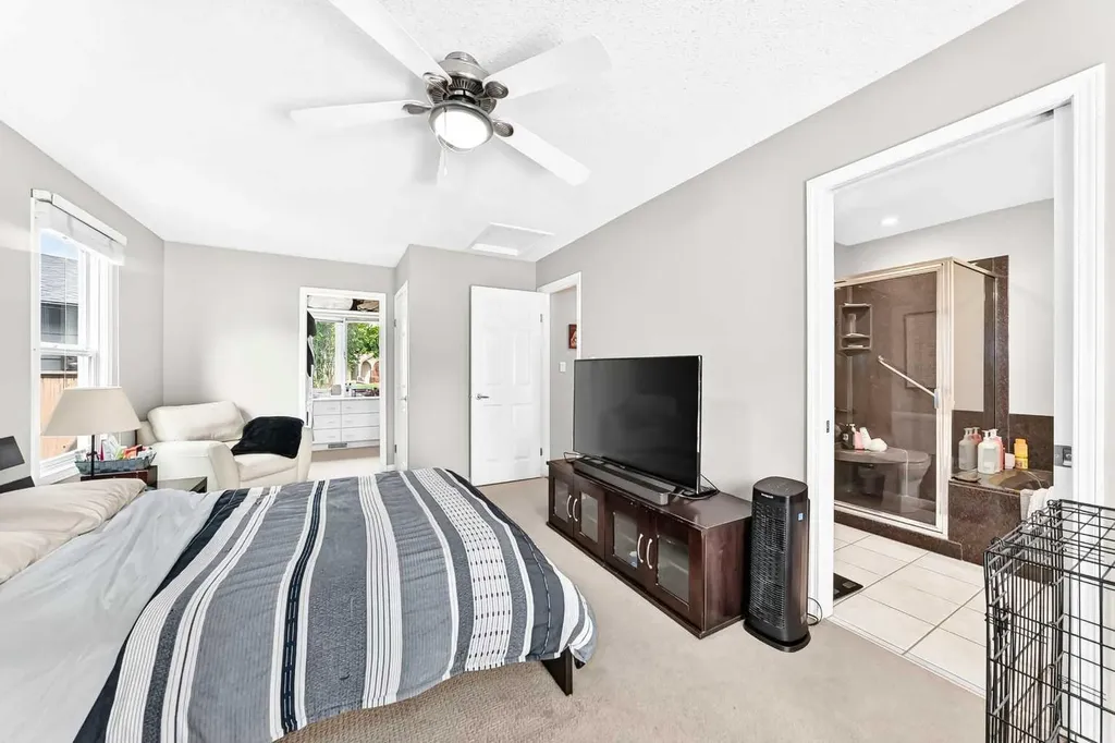 256 Midvalley Place SE Calgary AB T2X 1L3