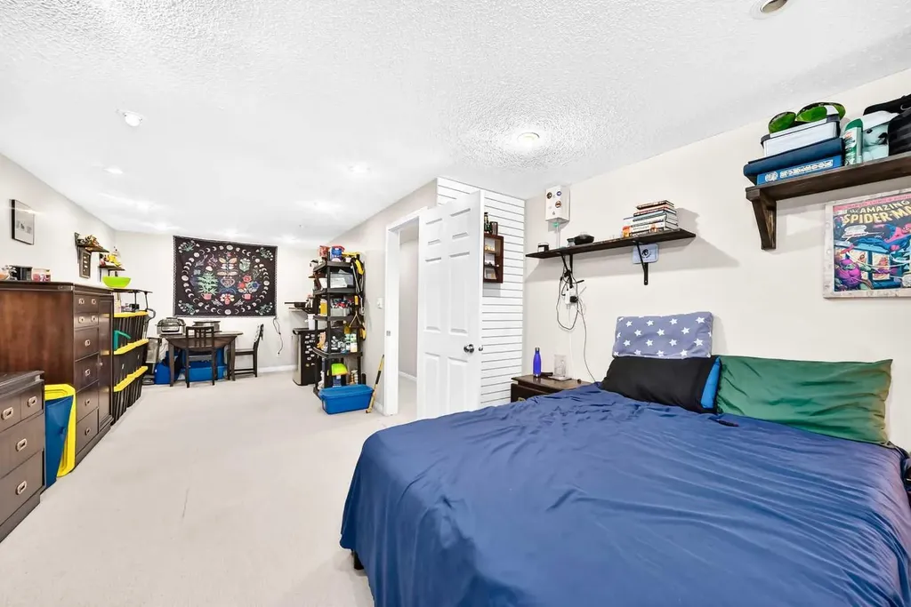 256 Midvalley Place SE Calgary AB T2X 1L3