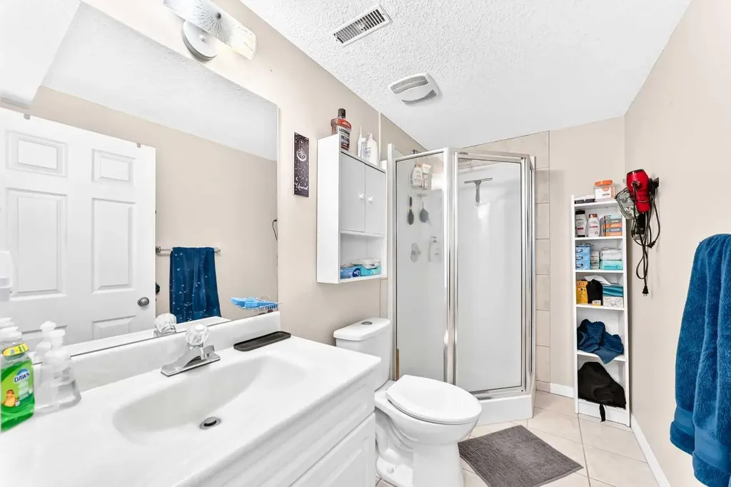 256 Midvalley Place SE Calgary AB T2X 1L3