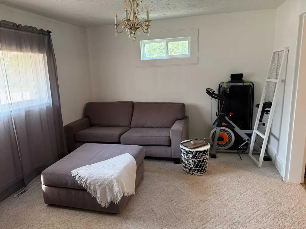 204 Whitney Street Carmangay AB T0L 0N0