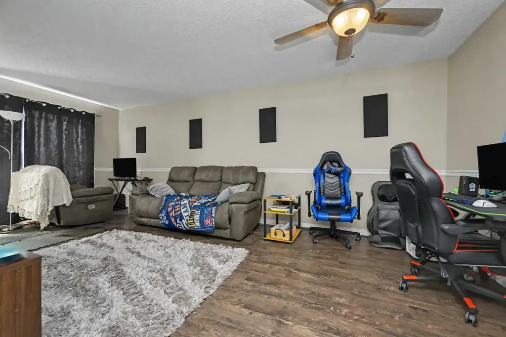 7208 99a Street Grande Prairie AB T8V 4Y4