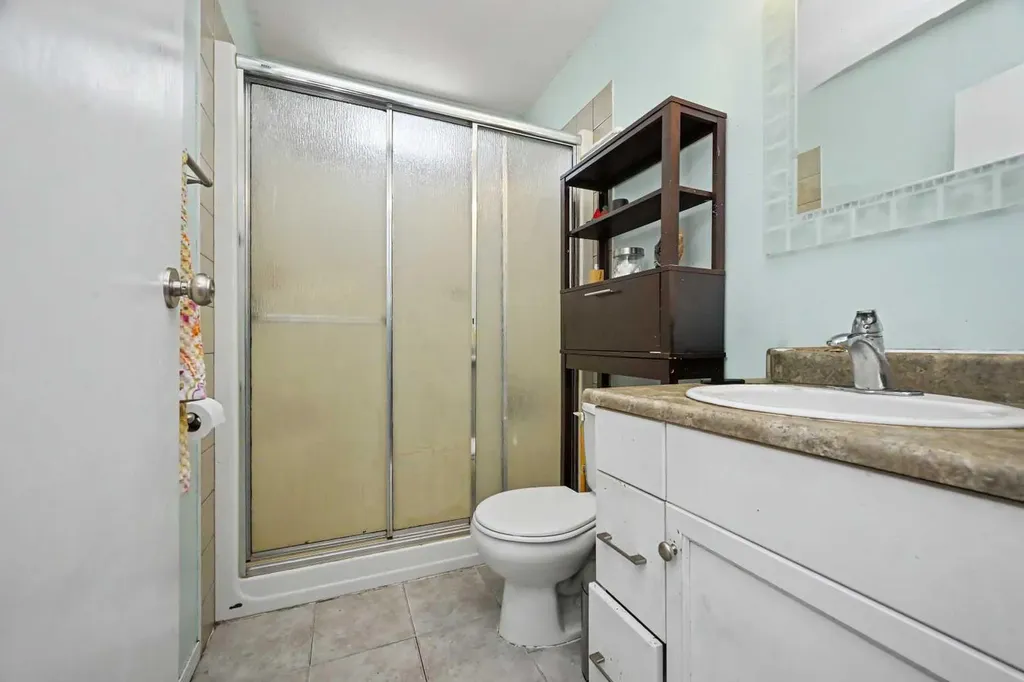 8 Pinnacle Way Grande Prairie AB T8W 2X6