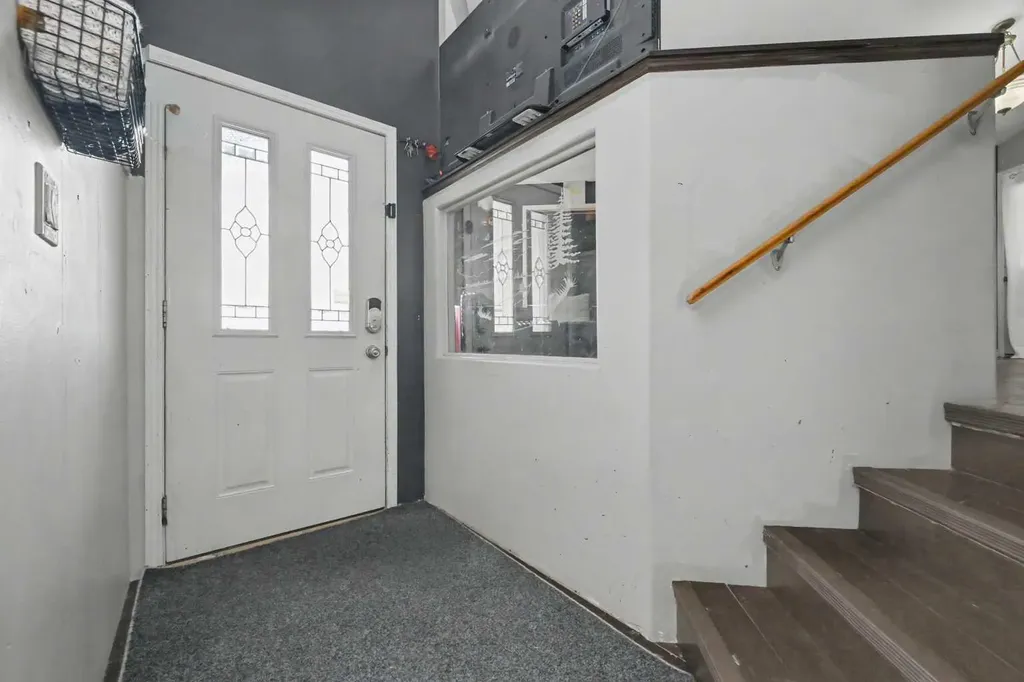 8 Pinnacle Way Grande Prairie AB T8W 2X6