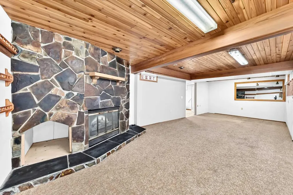 336 Rundlehill Drive NE Calgary AB T1Y2Y2
