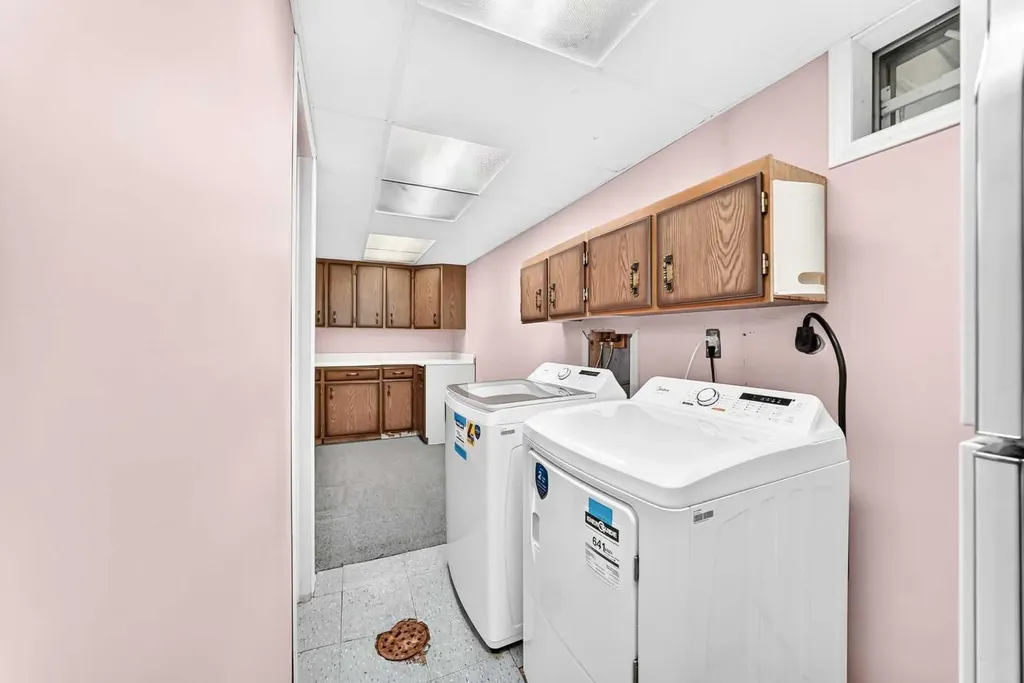 336 Rundlehill Drive NE Calgary AB T1Y2Y2
