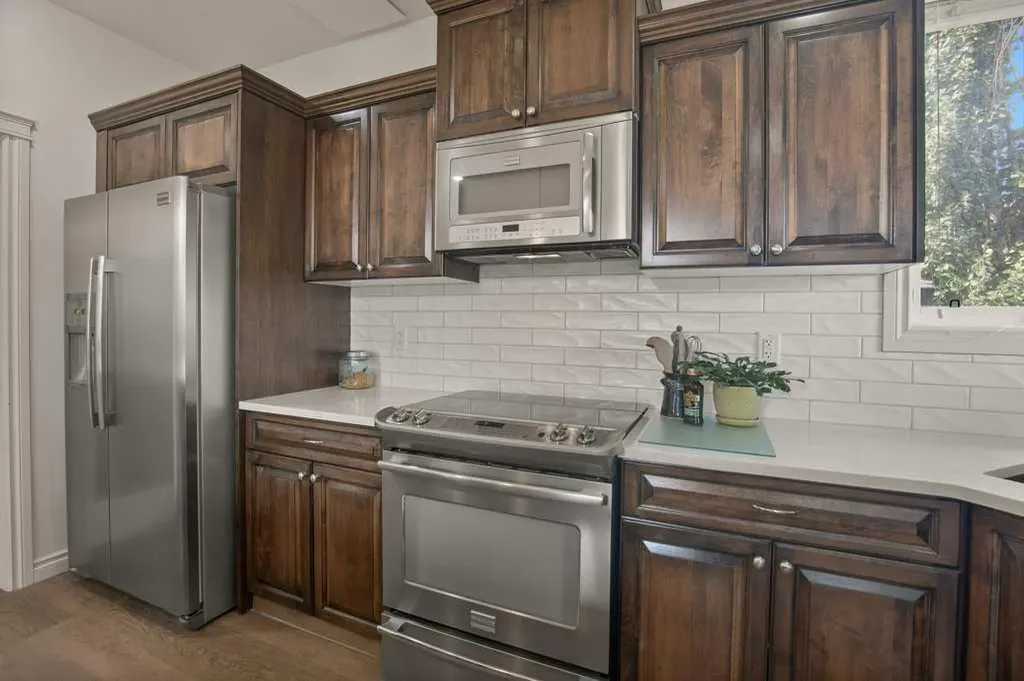 46 Bannerman Close Red Deer AB T4R 0L8
