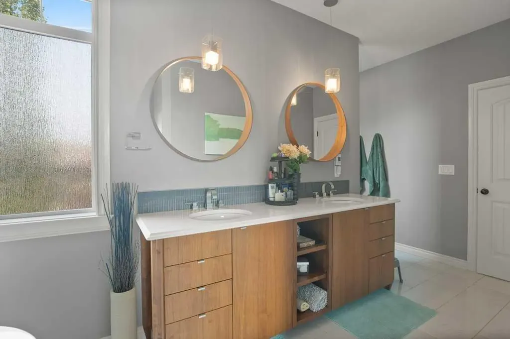 46 Bannerman Close Red Deer AB T4R 0L8